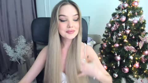 Sophia online show from 3, 12, 2024