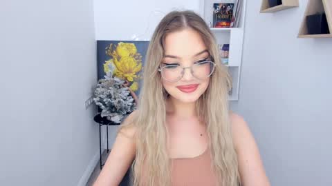 Sophia online show from 13, 1, 2025