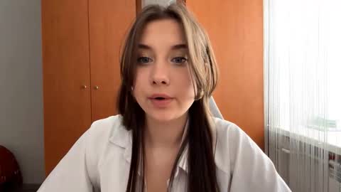 Snapshot of blossomroady chatting on 25, 3, 2026 Alice online show from 25, 3, 2026