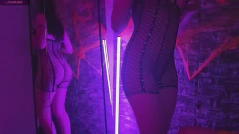 santiylola online show from 24, 10, 2025