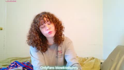 Snapshot of blowkissbunny chatting on 20, 6, 2026 Blow Kiss Bunny online show from 20, 6, 2026
