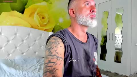 Nico online show from 6, 11, 2025