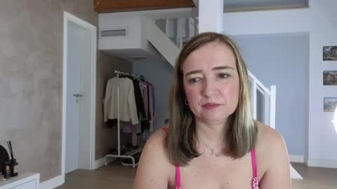 Snapshot of blue_angel_sweet chatting on 20, 10, 2025 blue_angel_sweet online show from 20, 10, 2025