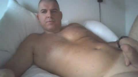 Snapshot of blue_eye_hot_dick chatting on 12, 11, 2025 blue_eye_hot_dick online show from 12, 11, 2025