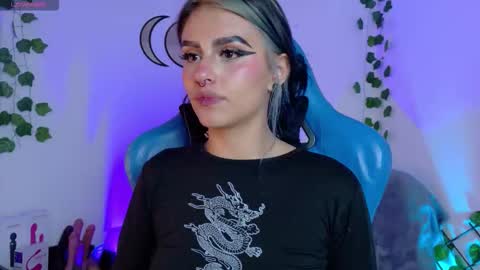 blue_kittenn online show from 18, 9, 2025