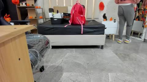 blue_tay1 online show from 28, 10, 2025