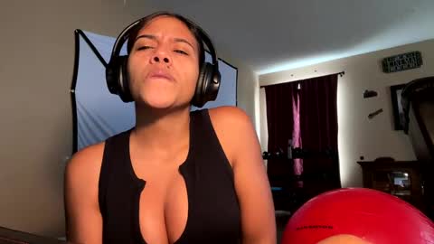 blueaby1 online show from 9, 10, 2025