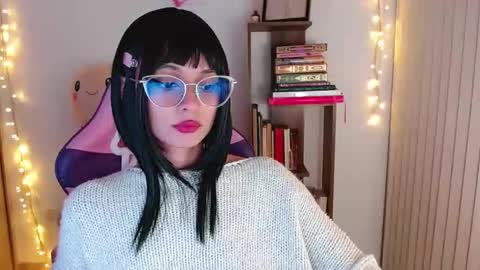 Snapshot of bluee_v chatting on 13, 1, 2026 Im Abril .. Nice to meet you thumb up me please its important INDEPENDENT MODEL online show from 13, 1, 2026