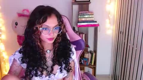 Im Abril .. Nice to meet you  thumb up me please its important  INDEPENDENT MODEL online show from 27, 3, 2026