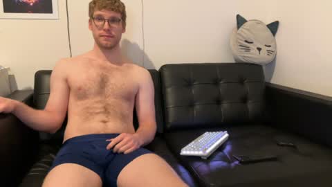 Snapshot of blueeyedtallguy chatting on 10, 12, 2024 blueeyedtallguy online show from 10, 12, 2024