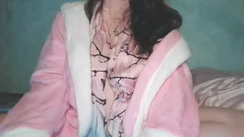 Snapshot of blueeyes40ddds chatting on 6, 2, 2025 BlueEyes40DDDs online show from 6, 2, 2025