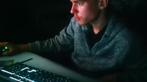 bluegaze6227724 online show from 5, 12, 2025