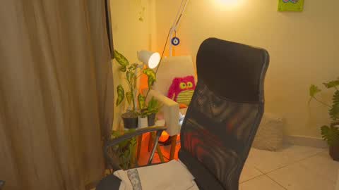Snapshot of bluemysticlady chatting on 19, 9, 2025 FLORAA online show from 19, 9, 2025