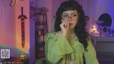 Snapshot of blushing_nymph chatting on 14, 11, 2025 Im Nym Justa nymph on twitter and IG online show from 14, 11, 2025