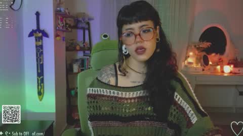 Snapshot of blushing_nymph chatting on 16, 11, 2025 Im Nym Justa nymph on twitter and IG online show from 16, 11, 2025