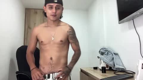 Bob  INDEPENDENT MODEL online show from 14, 9, 2025