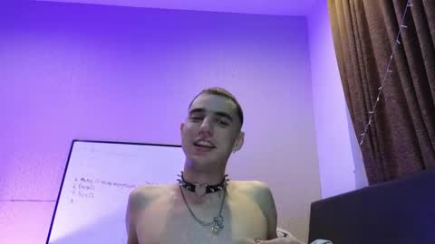 Snapshot of bobo_everytime chatting on 20, 9, 2025 Bobo loverboy online show from 20, 9, 2025