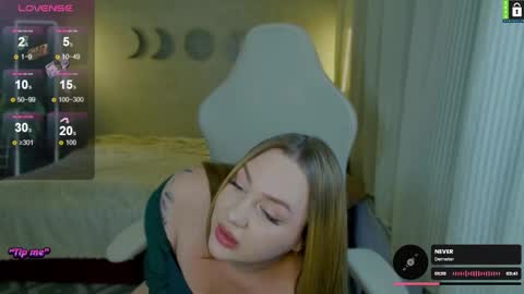 Snapshot of bodylina chatting on 24, 9, 2025  Lina  online show from 24, 9, 2025