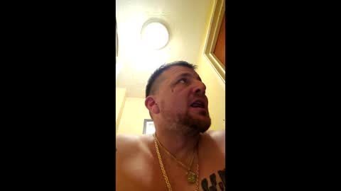 Snapshot of bodymore72 chatting on 14, 12, 2025 bodymore72 online show from 14, 12, 2025