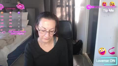 Ningifun couple online show from 10, 5, 2026