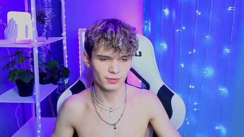 Snapshot of boicute chatting on 9, 1, 2025 ALEXPVT IS OPEN online show from 9, 1, 2025