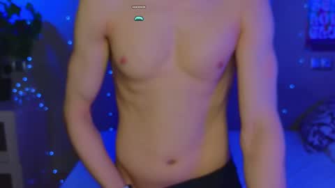 Snapshot of boicute chatting on 12, 3, 2025 ALEXPVT IS OPEN online show from 12, 3, 2025
