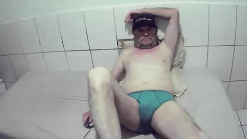 Cesar Augusto Pierdona online show from 15, 9, 2025