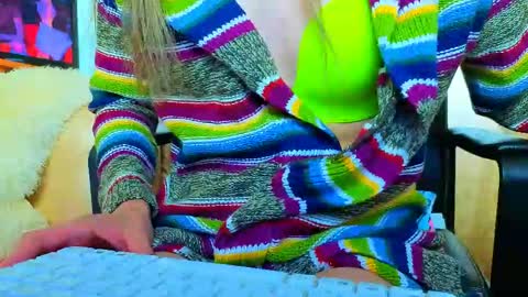 Mia online show from 15, 5, 2026