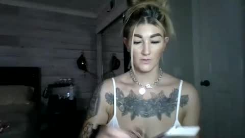 Snapshot of bombshellbaddieoc chatting on 11, 9, 2025 bombshellbaddieoc online show from 11, 9, 2025