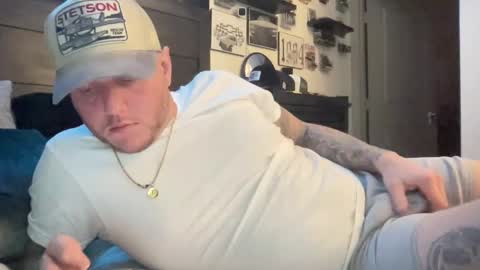 Snapshot of boner4you1994 chatting on 3, 2, 2025 boner4you1994 online show from 3, 2, 2025