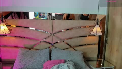 bonet_iris online show from 23, 5, 2026