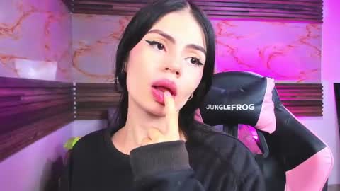 Snapshot of bonnie_bu chatting on 15, 6, 2026 becky online show from 15, 6, 2026