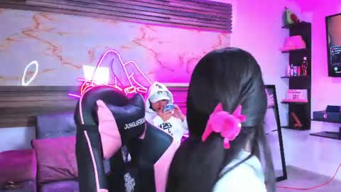 Snapshot of bonnie_bu chatting on 30, 6, 2026 becky online show from 30, 6, 2026