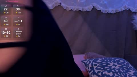 Snapshot of bonniecute_ chatting on 15, 12, 2024   online show from 15, 12, 2024