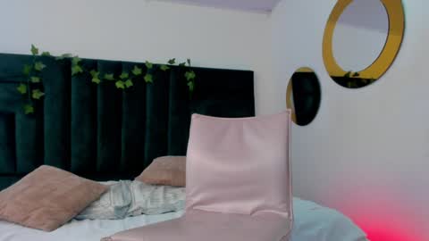 Snapshot of bonniecute_ chatting on 23, 12, 2024   online show from 23, 12, 2024