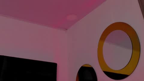 Snapshot of bonniecute_ chatting on 5, 2, 2025   online show from 5, 2, 2025