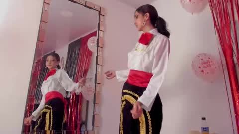 Snapshot of bonniecute_ chatting on 14, 2, 2025   online show from 14, 2, 2025
