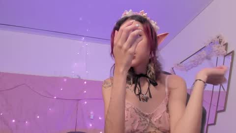 Snapshot of bonniecute_ chatting on 21, 2, 2025   online show from 21, 2, 2025