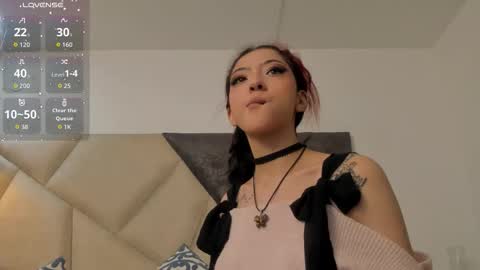 Snapshot of bonniecute_ chatting on 27, 9, 2025   online show from 27, 9, 2025