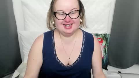 Snapshot of bonnieshining chatting on 5, 2, 2026 Bonnie online show from 5, 2, 2026