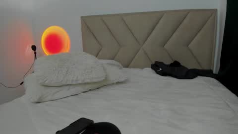 Snapshot of bonnieshyy chatting on 21, 9, 2025 Bonnie  online show from 21, 9, 2025