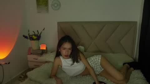 Snapshot of bonnieshyy chatting on 31, 5, 2026 Bonnie online show from 31, 5, 2026