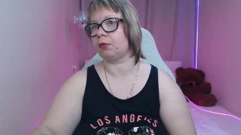 bonnnyboobsy online show from 15, 5, 2026