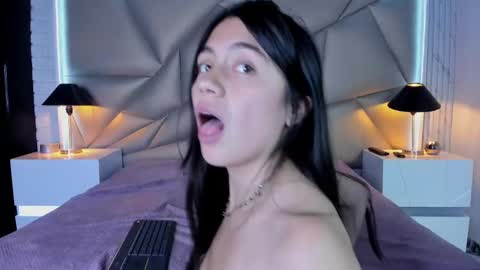 Snapshot of bonny_bonss chatting on 27, 2, 2025 bonny_bonss online show from 27, 2, 2025