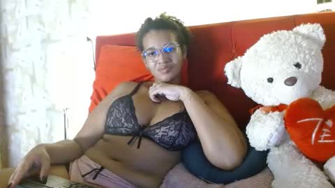 Snapshot of bonvivantb chatting on 27, 1, 2025 Queen Bon Vivantt online show from 27, 1, 2025