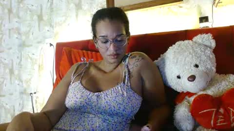 Snapshot of bonvivantb chatting on 16, 2, 2025 Queen Bon Vivantt online show from 16, 2, 2025