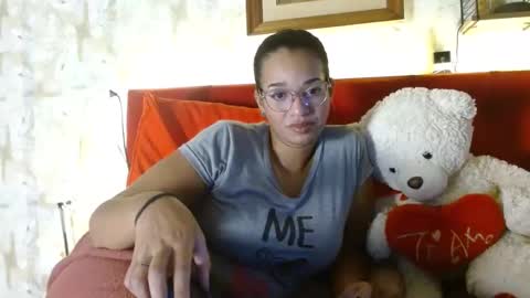 Snapshot of bonvivantb chatting on 18, 2, 2025 Queen Bon Vivantt online show from 18, 2, 2025