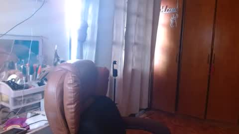 Snapshot of bonvivantb chatting on 20, 2, 2025 Queen Bon Vivantt online show from 20, 2, 2025