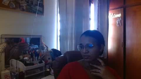 Snapshot of bonvivantb chatting on 7, 3, 2025 Queen Bon Vivantt online show from 7, 3, 2025