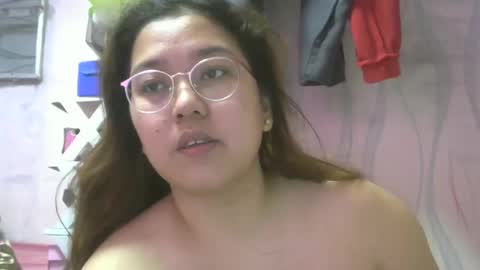MommyMarie-Singlemom of 2. online show from 9, 3, 2025